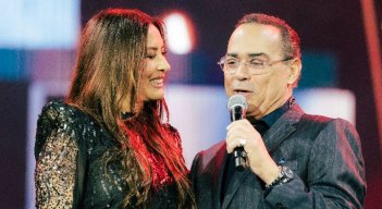 Gilberto Santa Rosa sorprendió en el concierto de Myriam Hernández ante 40 mil personas.