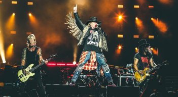 El caos, la lluvia y la leyenda: así fue el primer concierto de Guns N’ Roses en Bogotá.