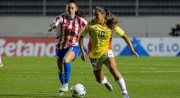 Leicy Santos mediocampista de la selección Colombia