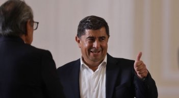 CESAR MANRIQUE. 