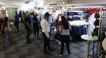 Empresarios del sector de la moda esperan alzas en las ventas para la temporada de fin de año
