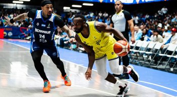 Michael Jackson, Selección Colombia de baloncesto. 