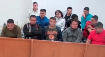 POLICIAS ROBABAN CABLES 