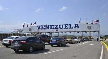 Puente Atanasio Girardot en la frontera entre Colombia y Venezuela.