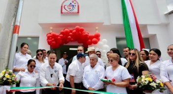 Inauguración del Hospital Regional de Villa Caro,/Foto cortesía