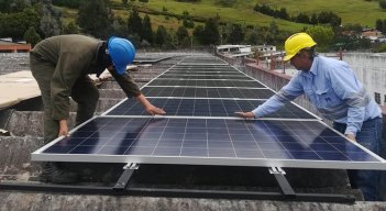 Paneles solares. / Foto Archivo