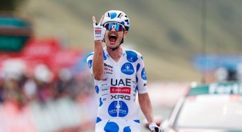 El australiano Jay Vine (UAE) obtuvo su segunda victoria en la ronda ibérica.