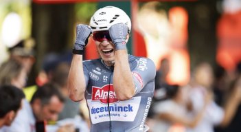 Jasper Philipsen (Alpecin) volvió a triunfar en la ronda ibérica.
