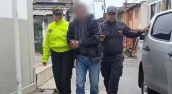 Docente pensionado acusado de drogar y abusar de un menor
