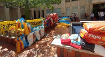 En la Alcaldía se llevo a cabo una gran donaton de alimento que beneficia a albergues, hogares de paso y fundaciones