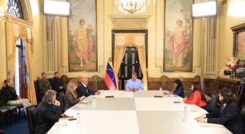 NICOLÁS MADURO 