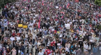 PROTESTAS EN NEPAL
