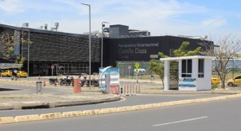 Fachada del aeropuerto Internacional Camilo Daza./Foto Stefany Peñaloza