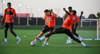 La selección mayor de Colombia ultima detalles para enfrentar a México.