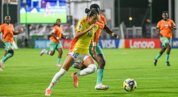 Ella Grace Martínez  anotó el tercer gol de Colombia en el triunfo sobre las africanas.
