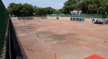 alrededor de 900 personas estaban reunidas en este lugar