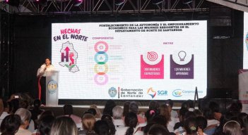 Lanzamiento de los programas de apoyo a las mujeres emprendedoras/Foto Stefany Peñaloza