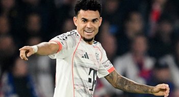 El delantero Luis Díaz fue protagonista en el triunfo de su equipo ante el campeón de Europa.