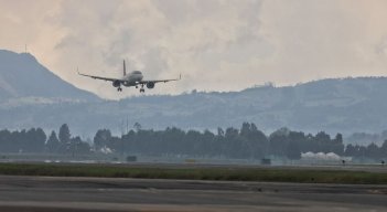 CRISIS EN AEROLINEAS / COLPRENSA 