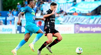 Diego Calcaterra, defensor, Cúcuta Deportivo. 