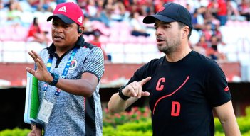 Jorge Peralta, asistente técnico del Cúcuta Deportivo 2025. 