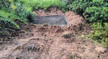 Laguna de oxidación con residuos