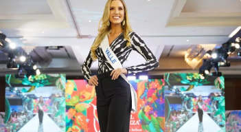 Señorita Valle 