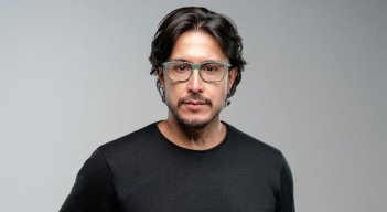 El cucuteño Jean Pierre Carrillo nominado al Premio Cacique de Oro Internacional 2025.