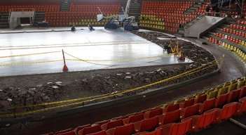 El emblemático coliseo de baloncesto, 'Toto Hernández' entró en una nueva etapa de recuperación en su extructura interna.