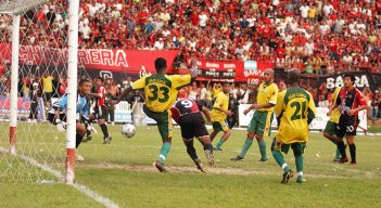 Cúcuta Deportivo vs. Bajo Cauca, 2005. 