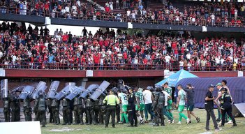 Hinchada del Cúcuta vs. Nacional 2025. 