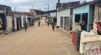 Tropas de la Segunda División del Ejército patrullan en zona rural y casco urbano de Tibú/Foto Cortesía