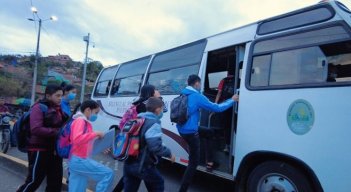 En el Concejo de Ocaña avalan la iniciativa del transporte escolar desde el primer día de clases.