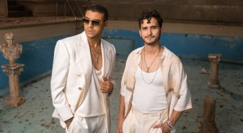 Manuel Medrano estrena el video oficial de ‘Juntos’ con Andrés Obregón.