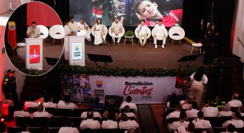 En el Teatro Municipal, el alcalde Jorge Acevedo rindió cuenta de su gestión en la vigencia 2025. /Foto: Stefany Peñaloza-La Opinión