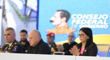 Delcy Rodríguez alega presuntas amenazas del gobierno de Estado Unidos para cumplir demandas
