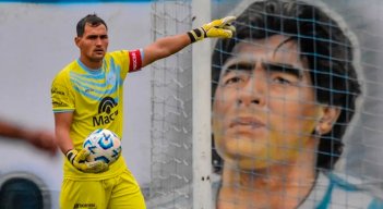 Federico Abadía, arquero argentino. 