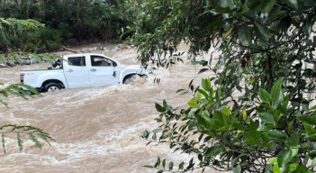 camioneta cayó al río Suratá 