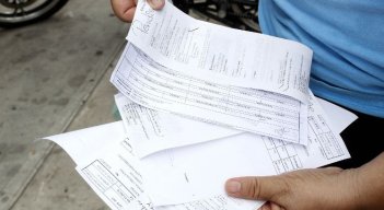 Cafam solo le entrega a los usuarios papeles de pendientes en lugar de medicamentos/Foto cortesía