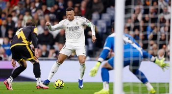 Kylian Mbappé fue el salvador de los merengues en duro partido contra el Rayo Vallecano.