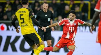 Luis Díaz jugó un buen partido, pero fue bien controlado por el Borussia Dortmund.
