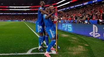 Vinicius Junior marcó el gol de la victoria del Madrid y quedó a un paso de avanzar a los octavos de final de la Liga de Campeones.