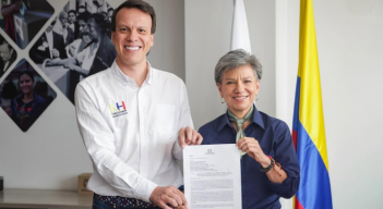Claudia López y Leonardo Huerta, Consulta de Las Soluciones.