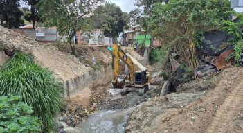 Descontaminar las aguas de los riachuelos que atraviesan la ciudad.