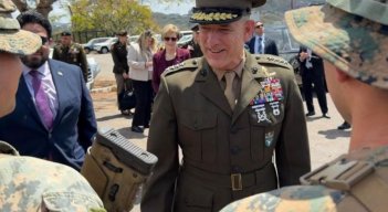 Jefe del Comando Sur de EEUU en Caracas: evaluó la seguridad para el plan de tres fases