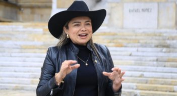 “Gobierno hizo realidad un plan macabro para debilitar a las Fuerzas Militares”: Lina Garrido