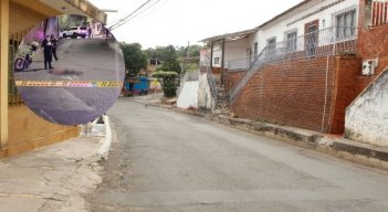 Riña habitantes de calle Sto Domingo