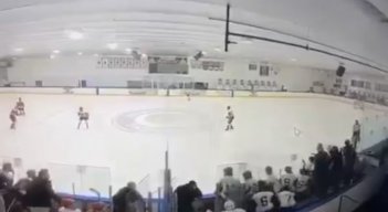 AL MENOS DOS MUERTOS EN UN TIROTEO DURANTE UN PARTIDO DE HOCKEY EN EEUU