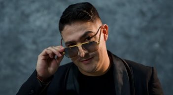 Julián Daza inicia el 2026 con el lanzamiento de “Si La Ves”.