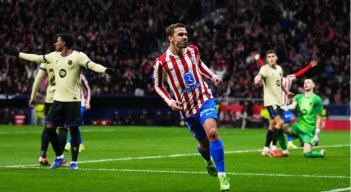 El Atlético tiene un ventaja amplia sobre el Barcelona en la vuelta de la semifinal de la Copa del Rey.